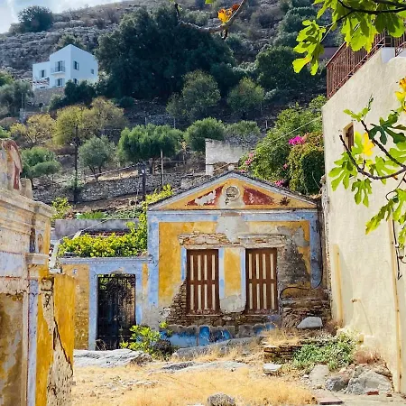 Little Blue In Chorio, * Szími
