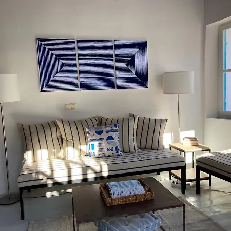 Little Blue In Chorio,